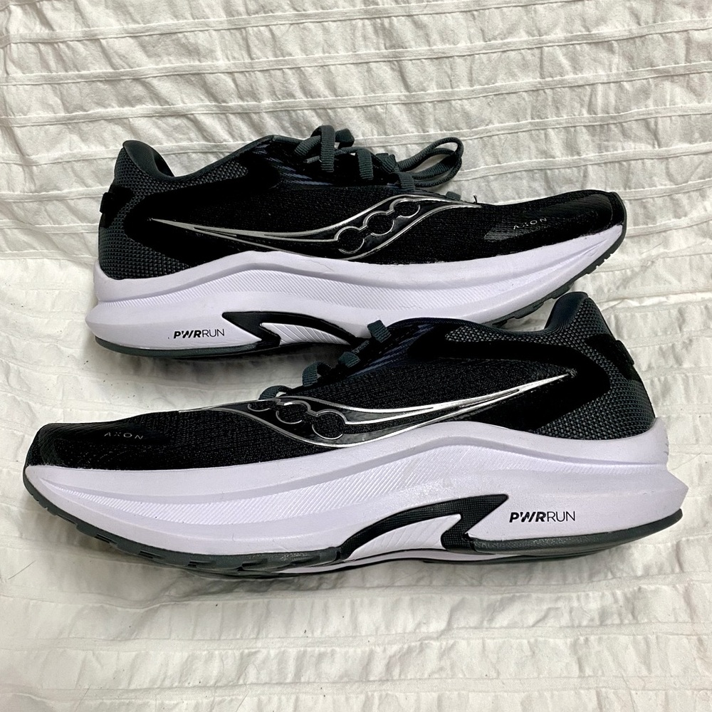Saucony Axon 2 - Size 7.5
